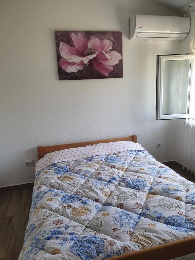 Netho Apartments Brda Mrcevac Bagian luar foto