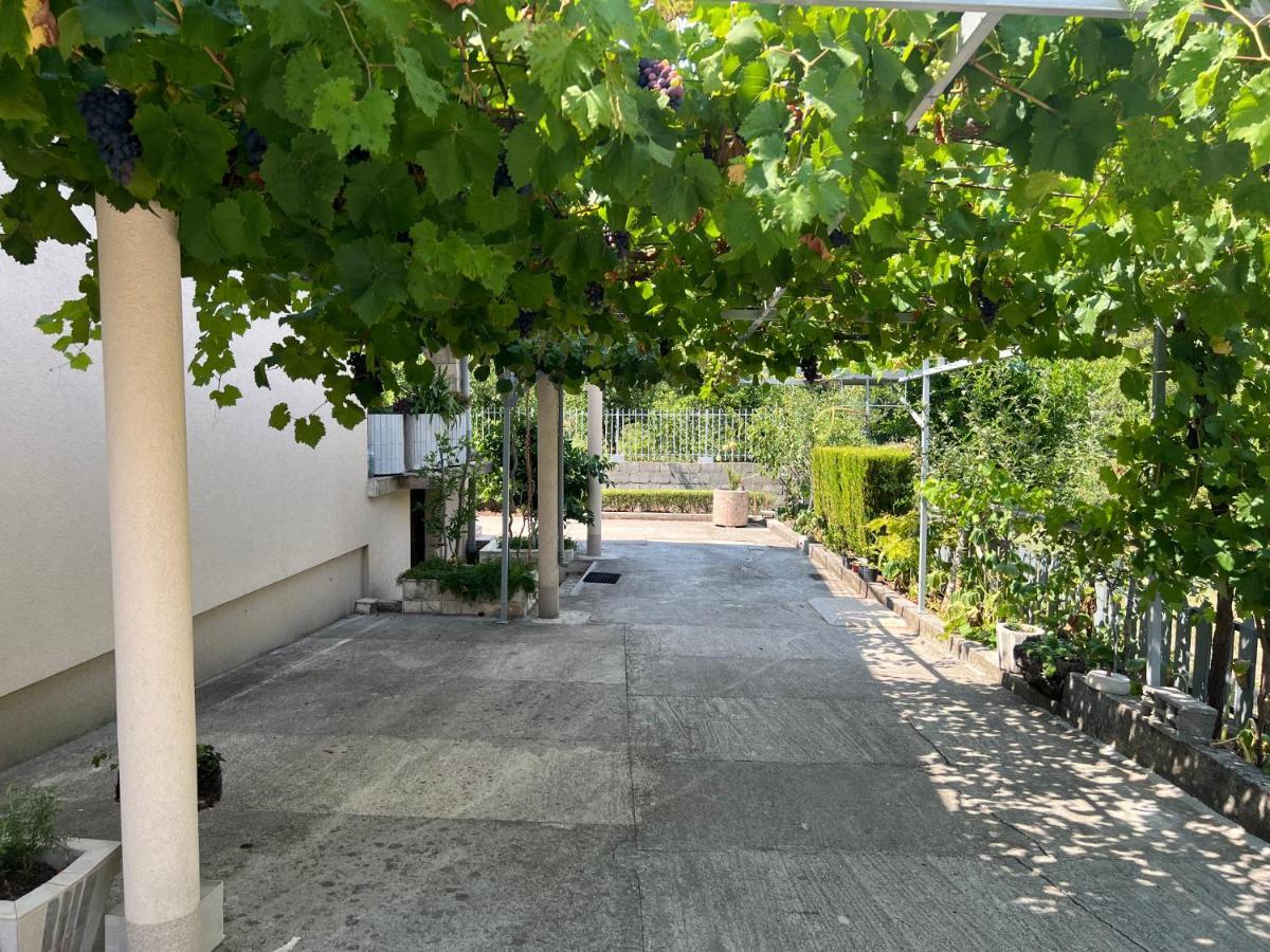 Netho Apartments Brda Mrcevac Bagian luar foto