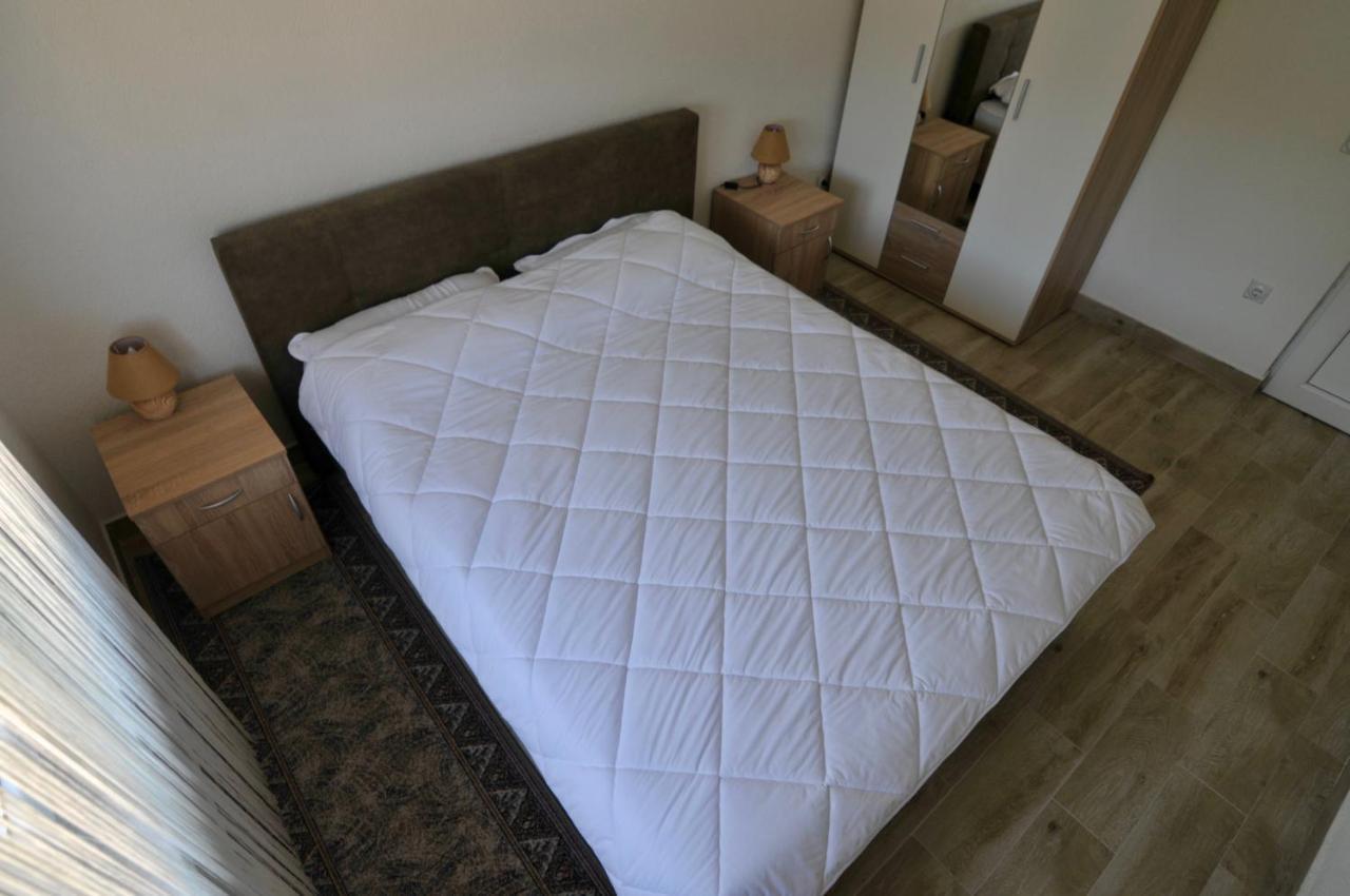 Netho Apartments Brda Mrcevac Bagian luar foto